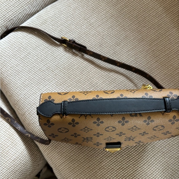 Brown and Black Messenger Bag with Iconic Monogram Design - Picture 6 of 7